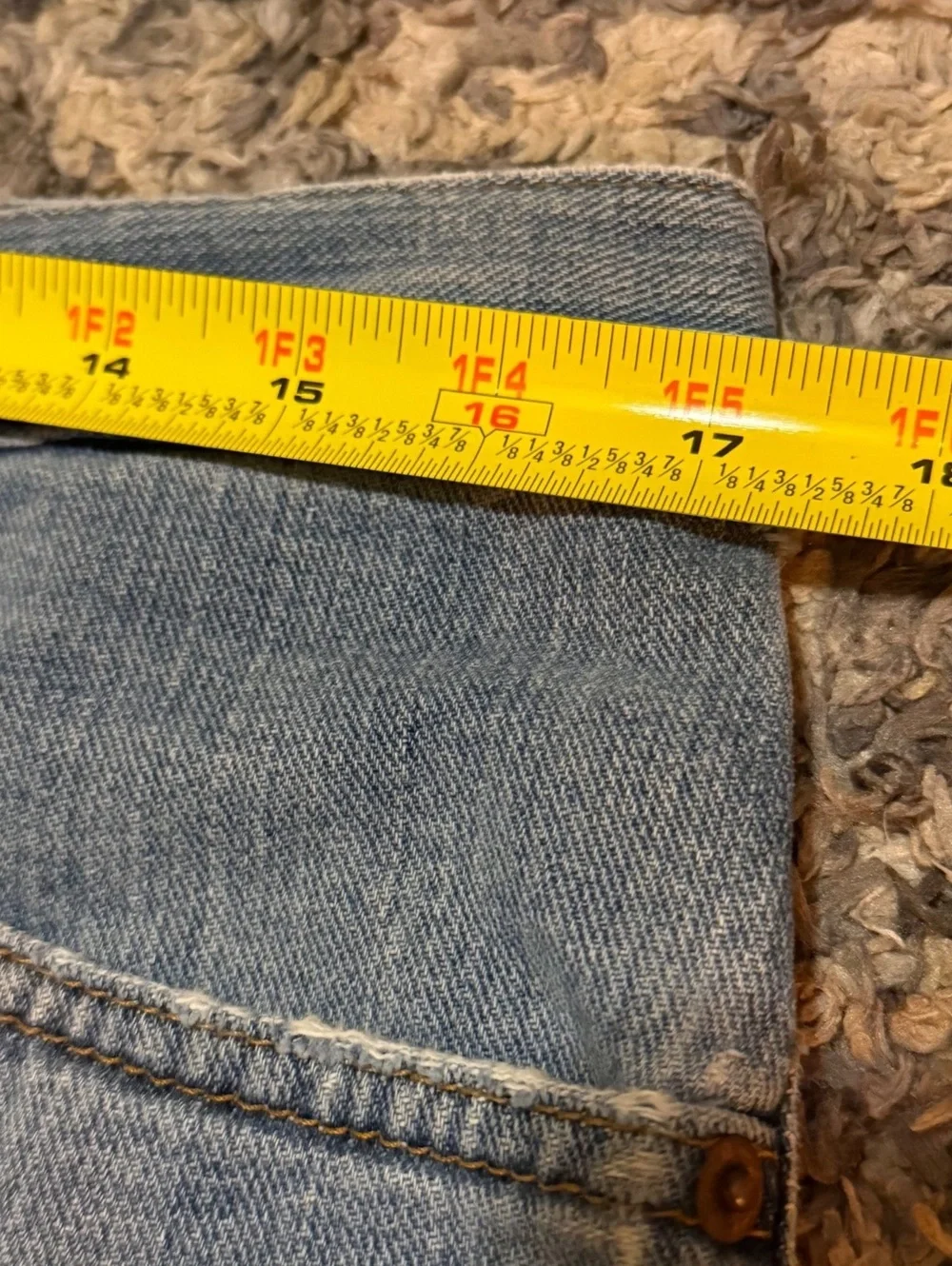 Vintage Levi’s 505 Size 34 Blue Denim Cutoff Shorts Raw Hem